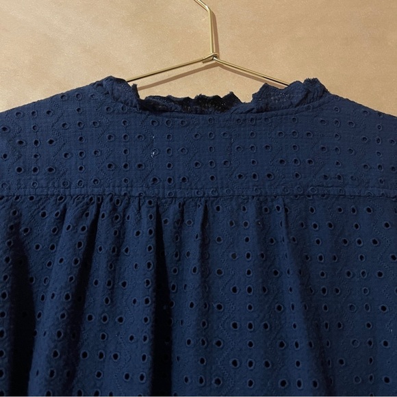 Trovata Birds Of Paradis | Jessica Wrap Top Eyelet Lace Blouse Navy Blue Size XS - Picture 8 of 10
